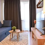Cozy Flat With Pool&mountain Views, Near Gondola By Flat Mаnаger Апартаменти Бансько