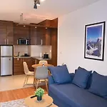 Cozy Flat With Pool & Mountain Views, Near Gondola By Flat Mаnаger Апартамент *